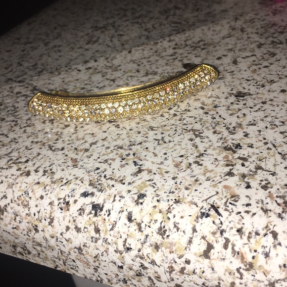 Gold Barrette - Picture 3 of 3